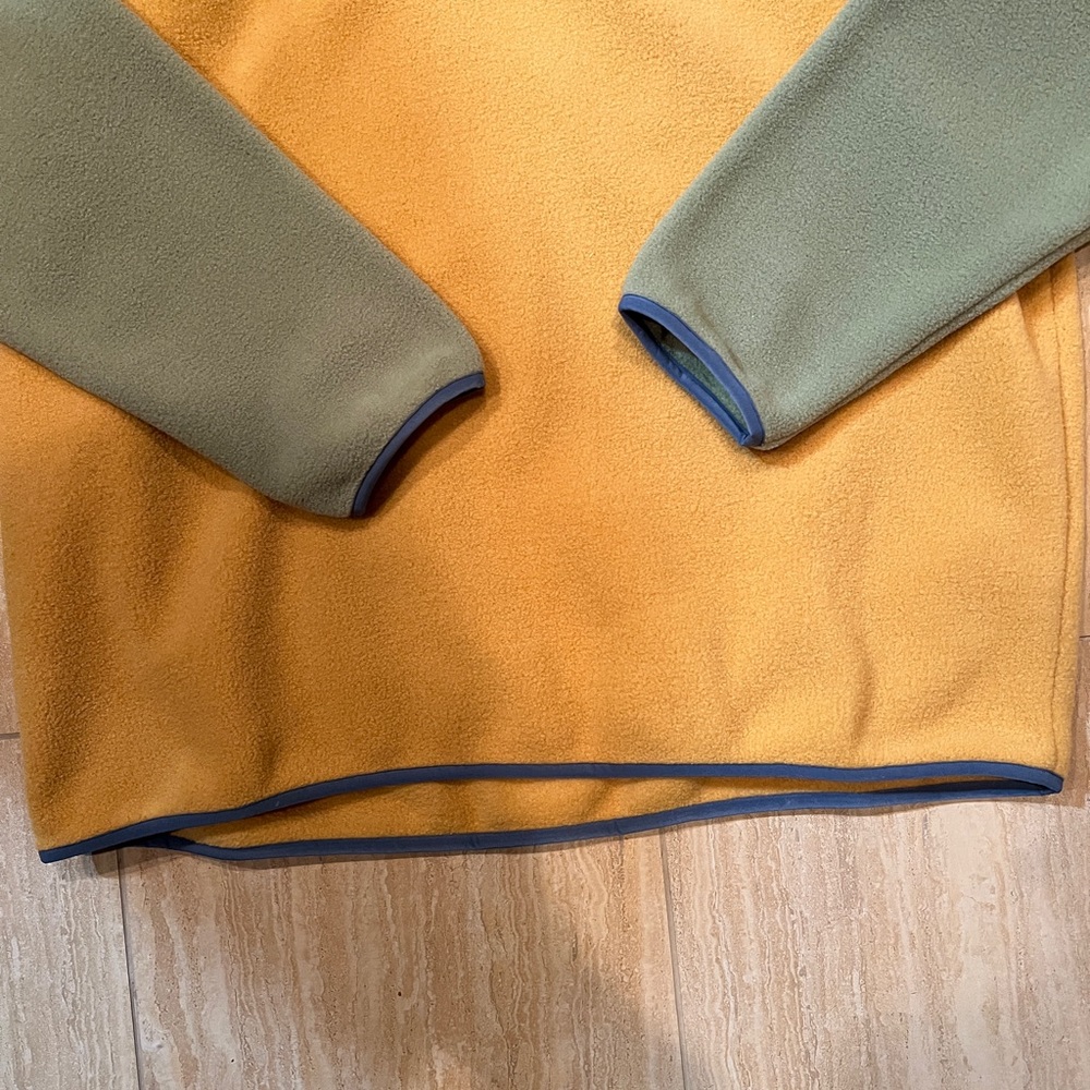 Patagonia Synchilla Men’s Pufferfish Gold - Picture 2 of 5